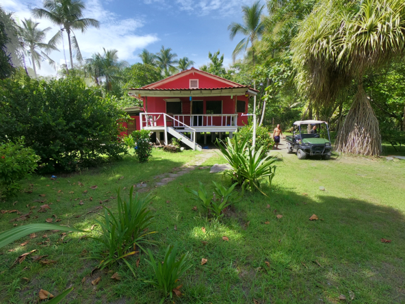 surfers-paradise-playa-zancudo-costa-rica