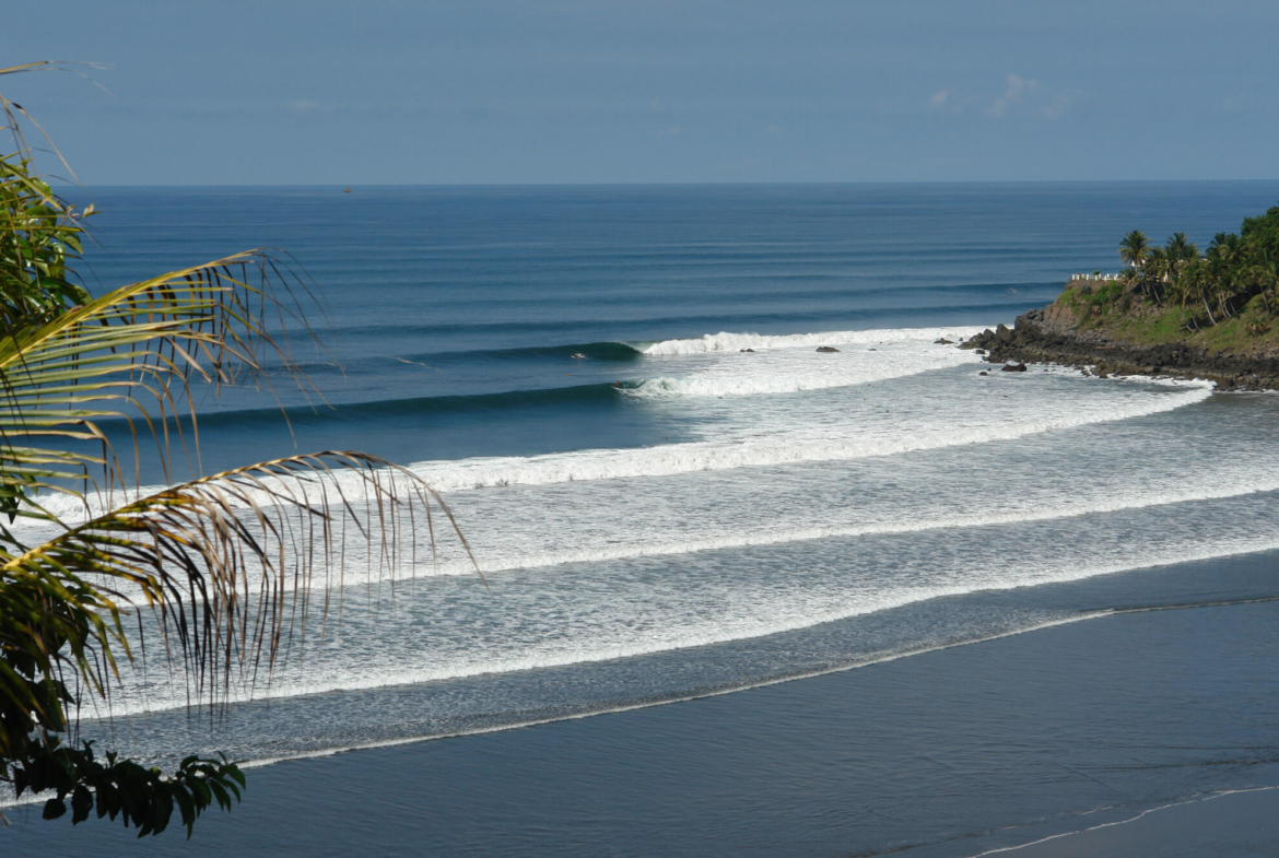 punta-mango-las-flores-el-salvador