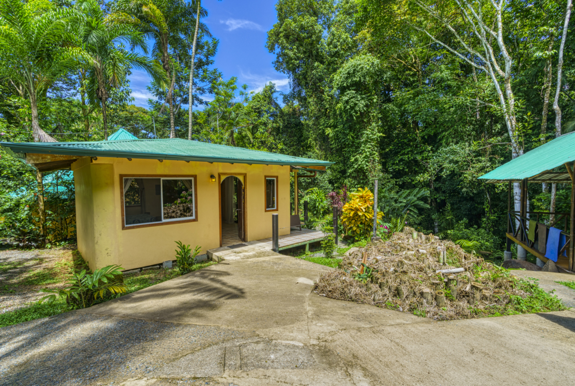 liquid-magic-surf-resort-uvita-costa-rica