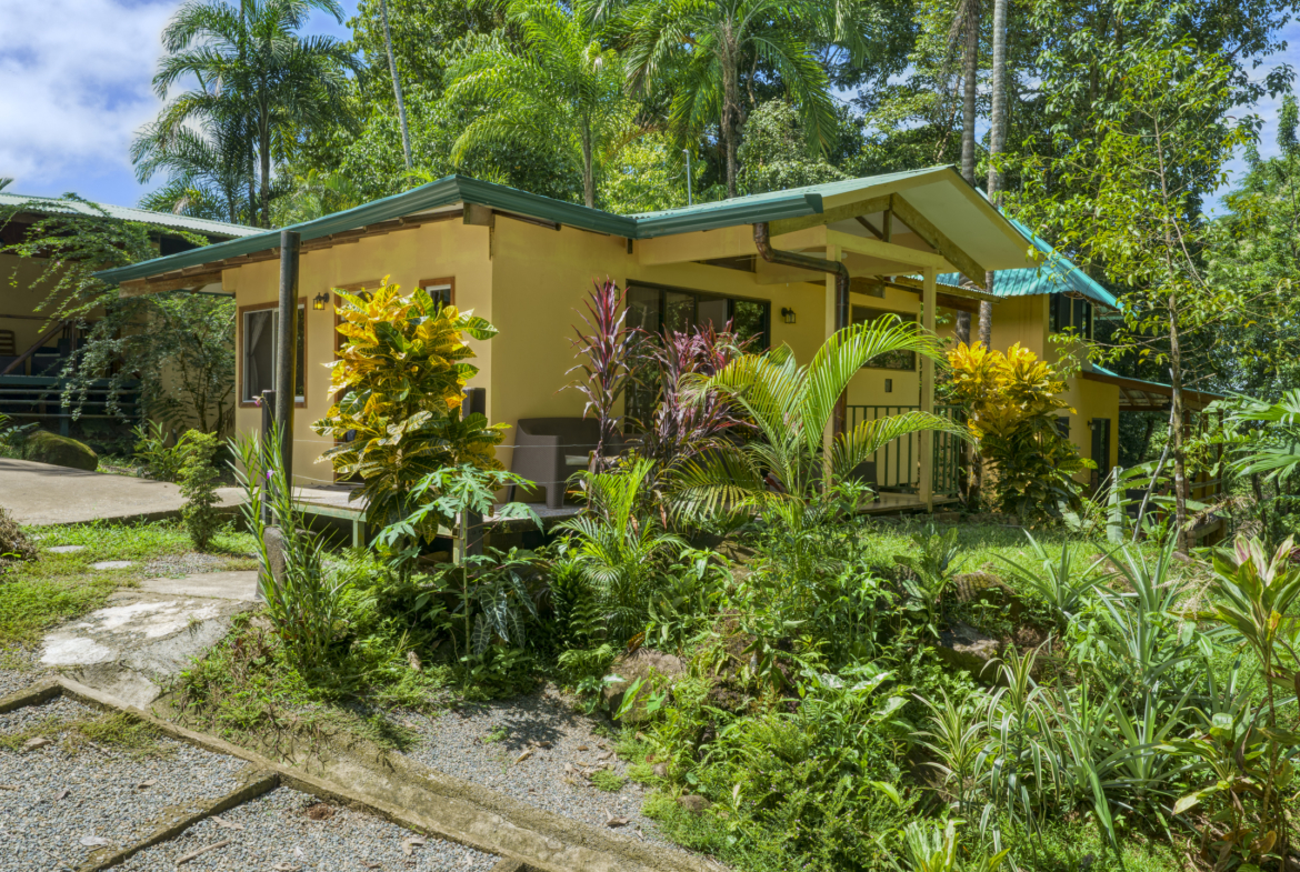 liquid-magic-surf-resort-uvita-costa-rica