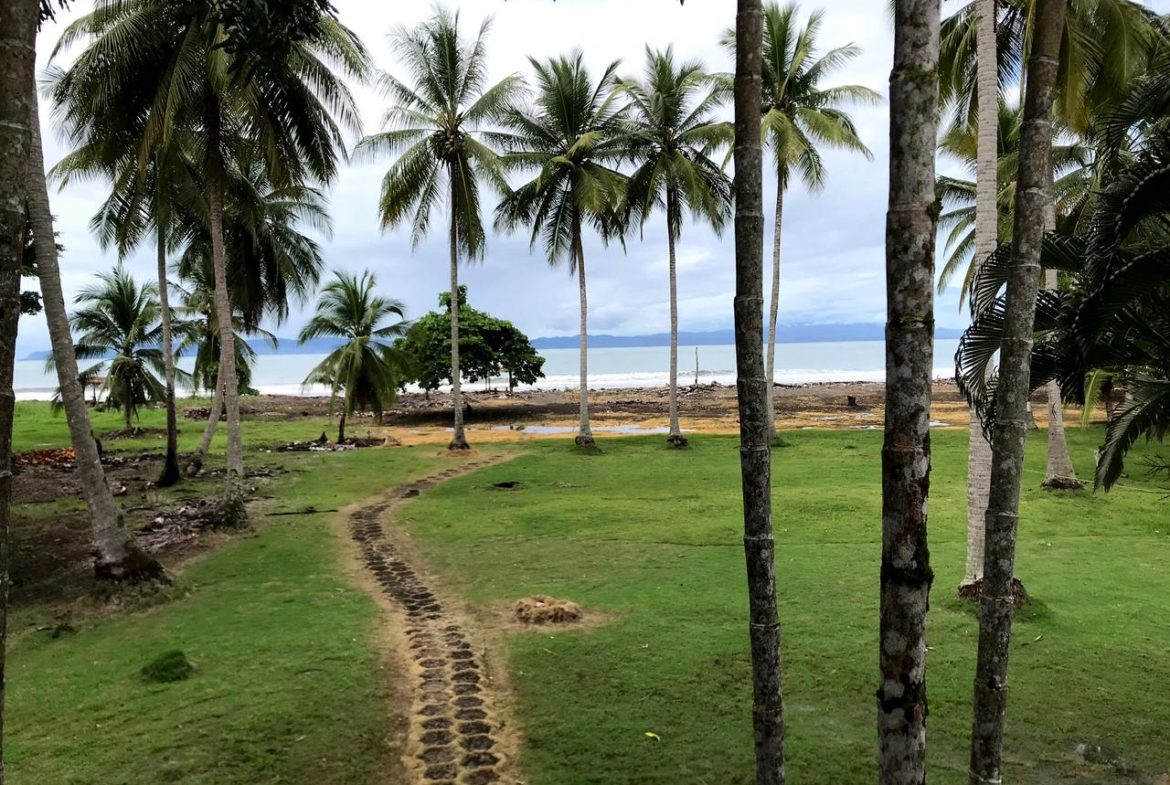 casa-amarillo-beachfront-costa-rica