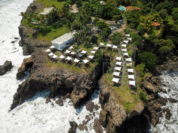 el-parmarcito-oceanfront-cliffside-property