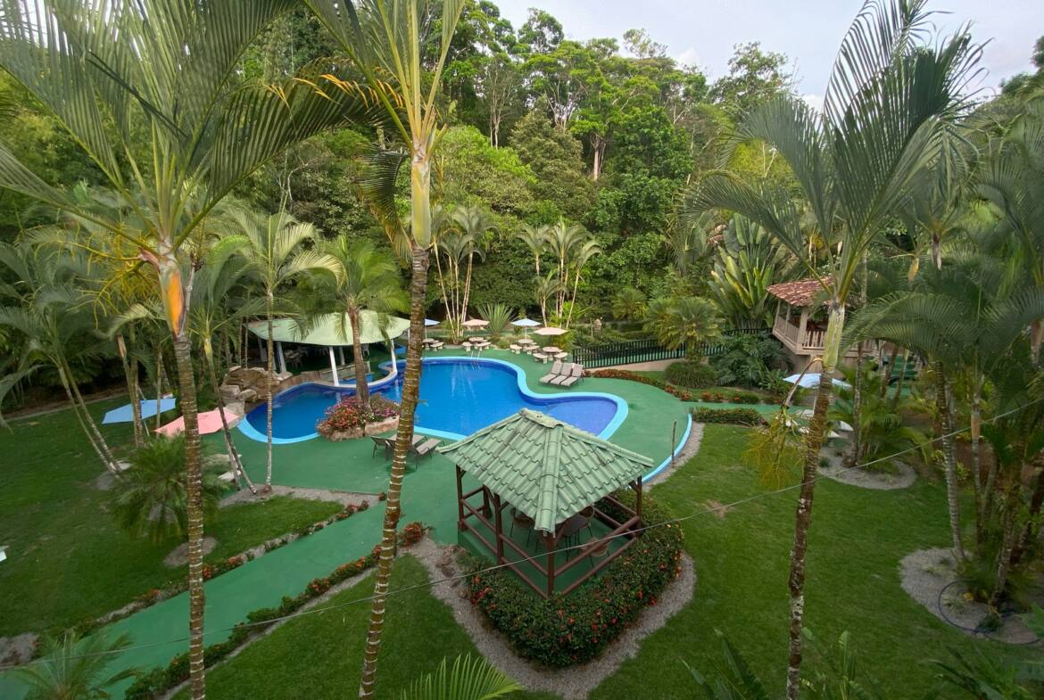 stunning-16-room-hotel-costa-rica