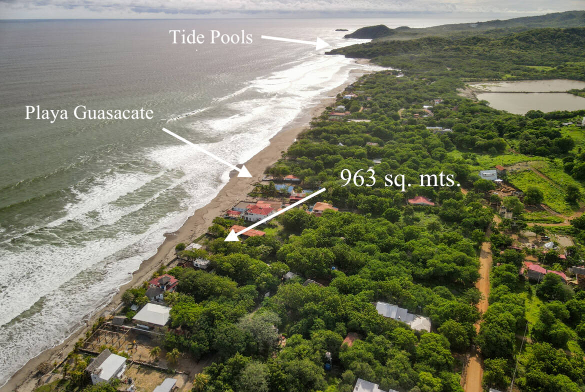 guasacate-beach-lot-at-popoyo