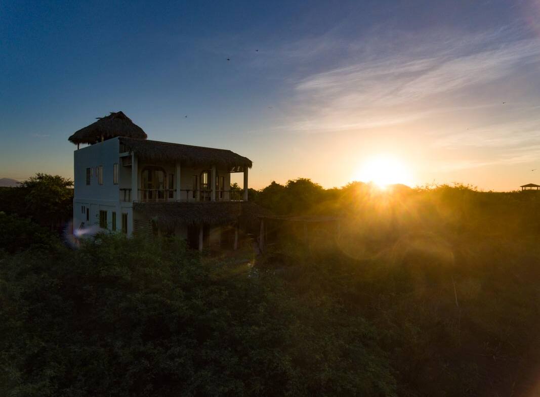 tres-volcanes-ocean-villa-nicaragua