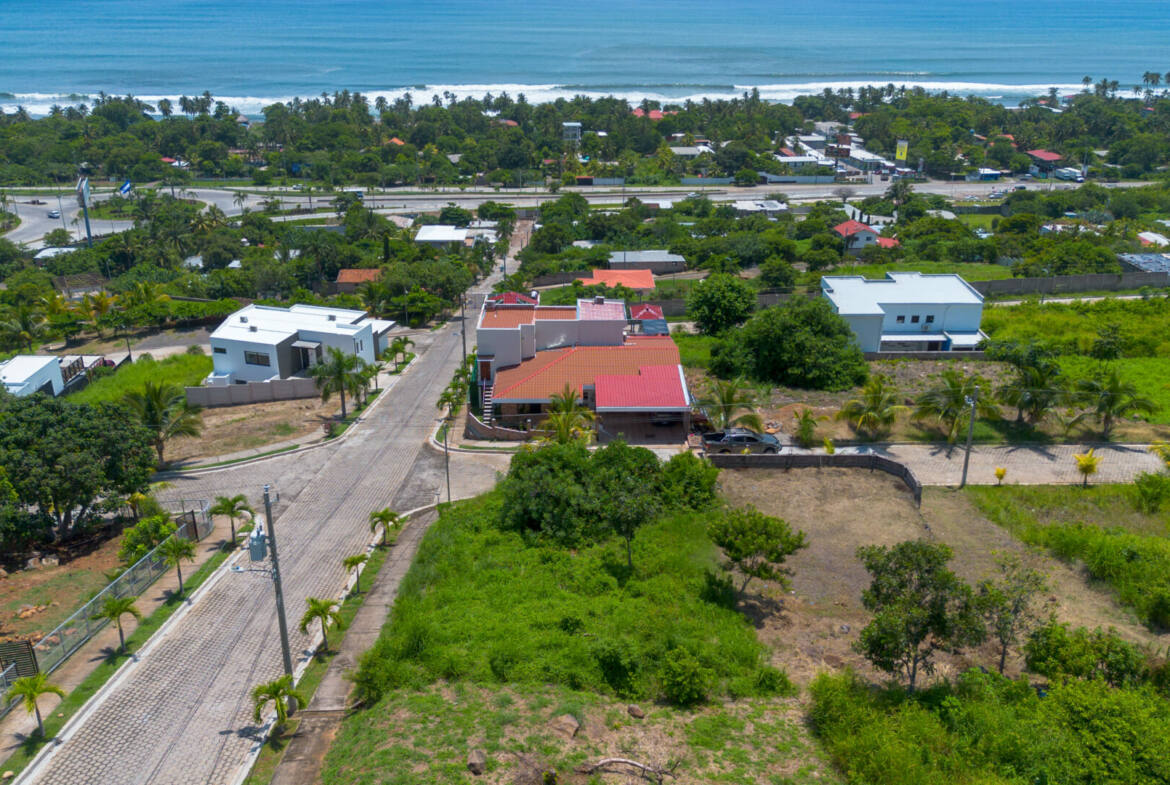 Lot in Residential El Mirador - La Libertad