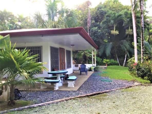 pavones-titled-home-for-sale