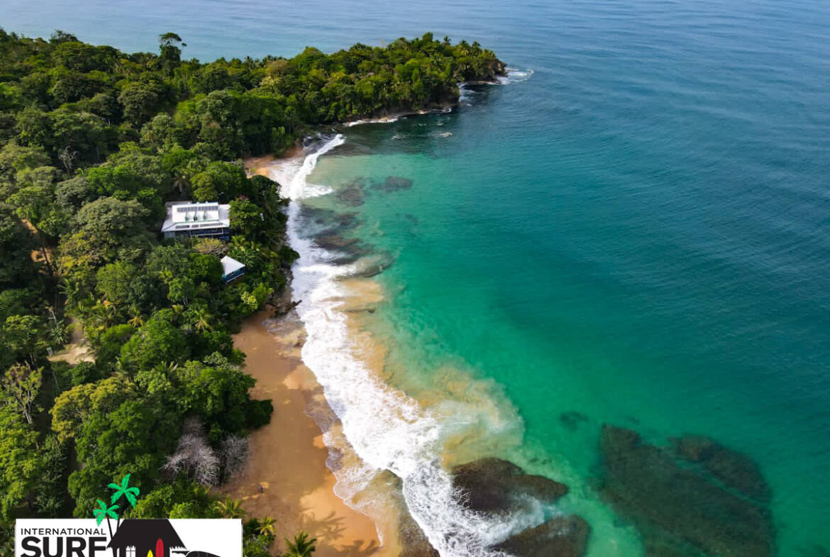 beachfront-lodge-for-sale-in-bocas-dell-toro