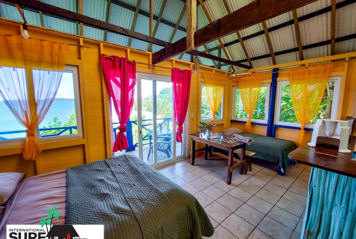 beachfront-lodge-for-sale-in-bocas-dell-toro