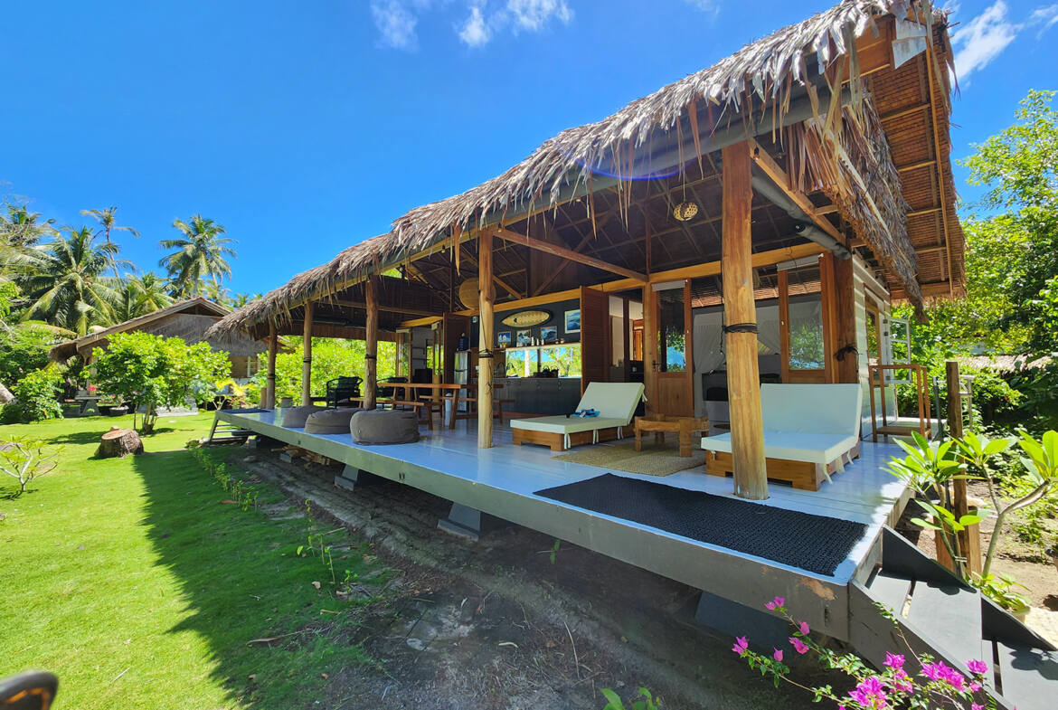 boutique-beach-bungalows-mentawai