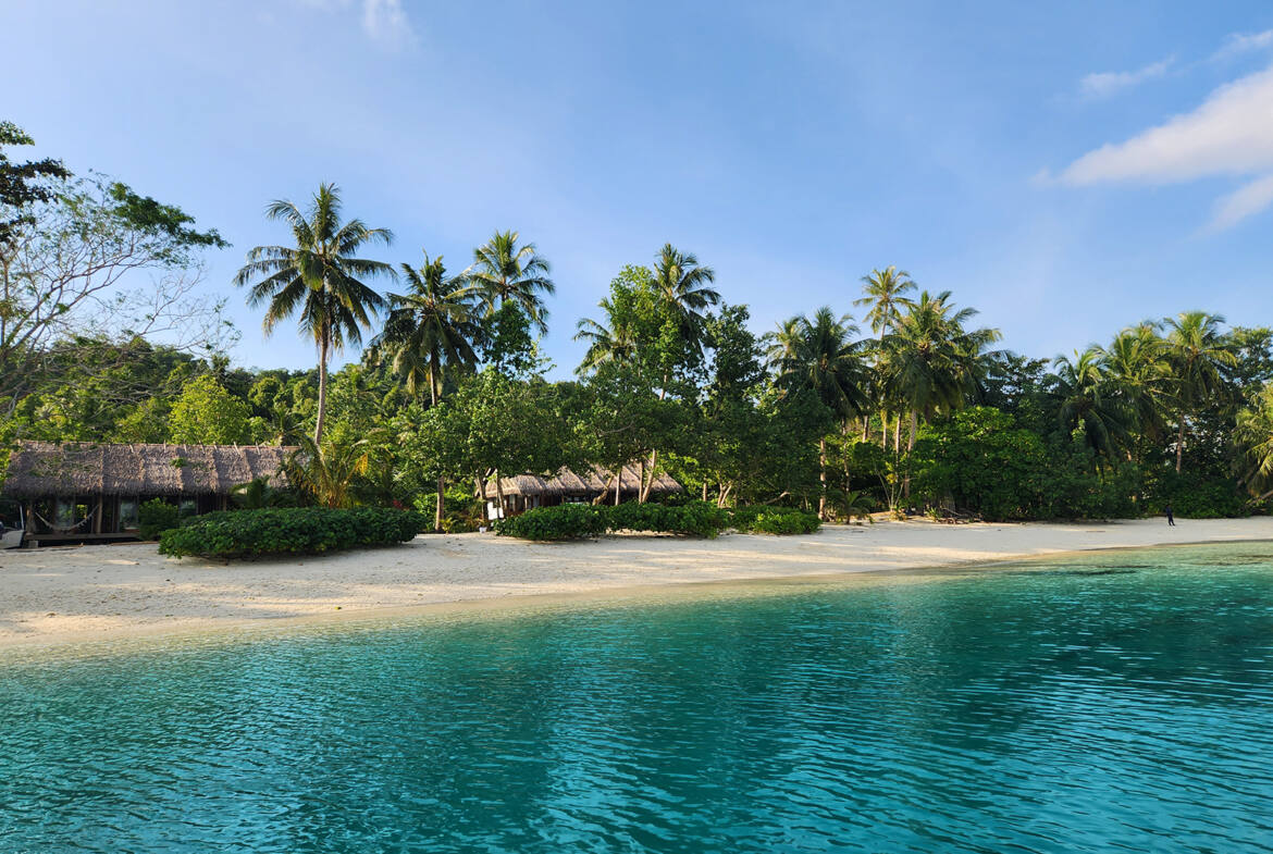 boutique-beach-bungalows-mentawai