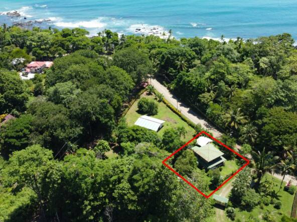 house-for-sale-just-a-few-steps-from-the-beach-in-pavones-costa-rica