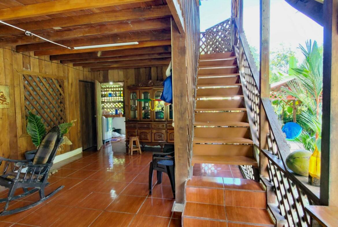 house-for-sale-just-a-few-steps-from-the-beach-in-pavones-costa-rica