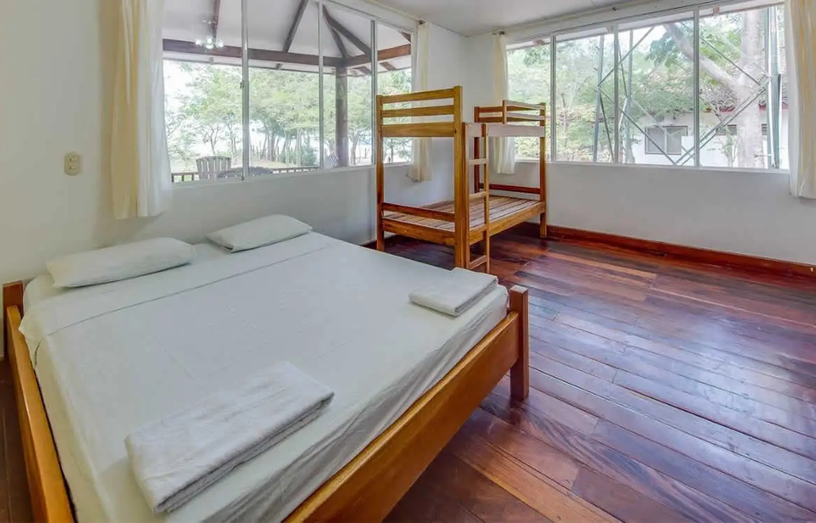 4-bedroom-nicaragua-playa-el-coco-beachfront-home-for-sale