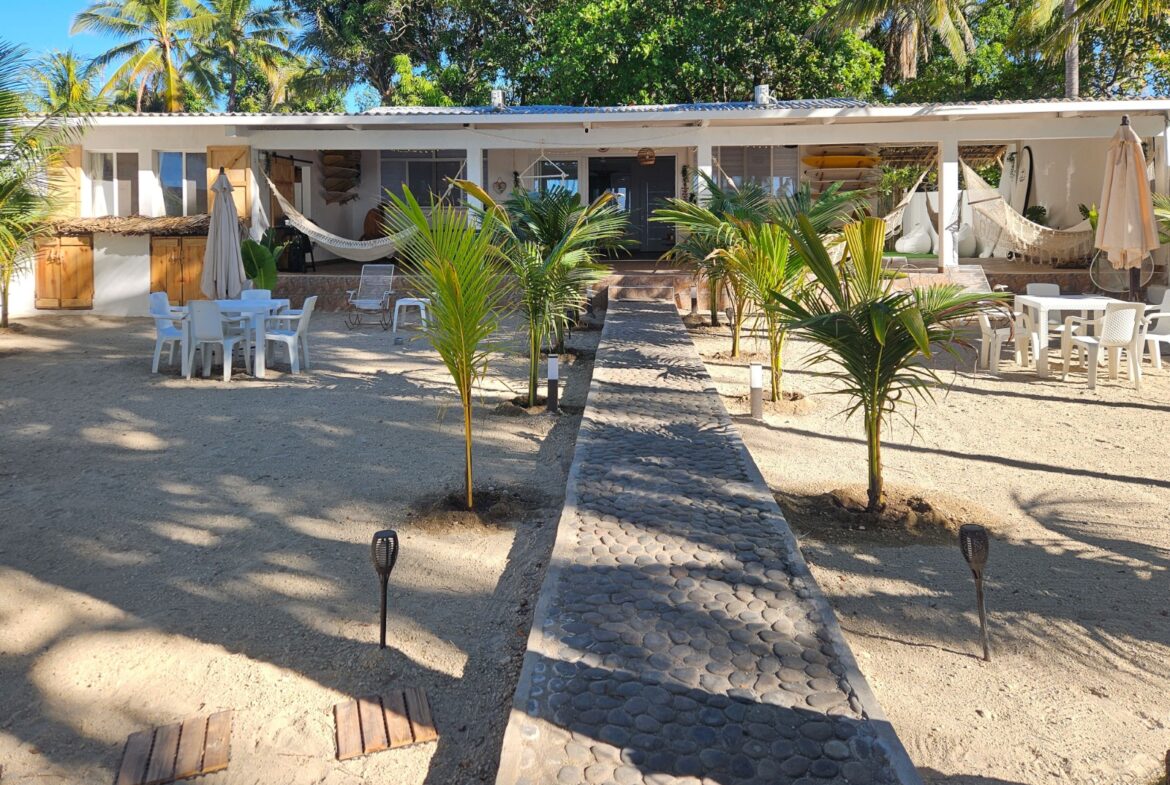 PLAYA_CONCHALIO_Yard_El_Salvador_Hotel_For_Sale