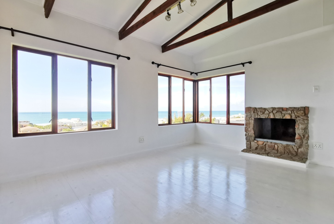 5-bedroom-oceanview-at-jeffreys-bay