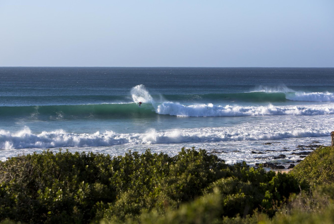 wavecrest-family-home-jeffreys-bay-1