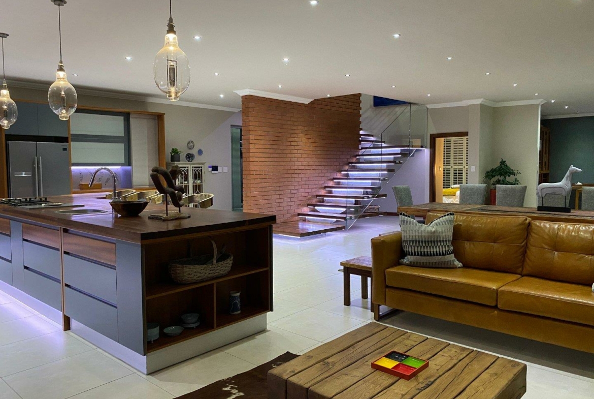 5-bedroom-on-the-sand-at-jeffreys-bay