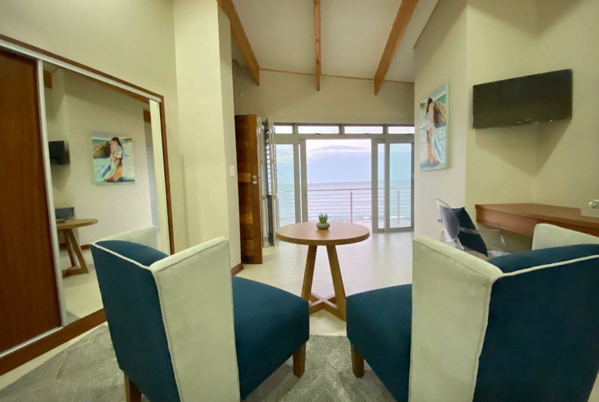 5-bedroom-on-the-sand-at-jeffreys-bay