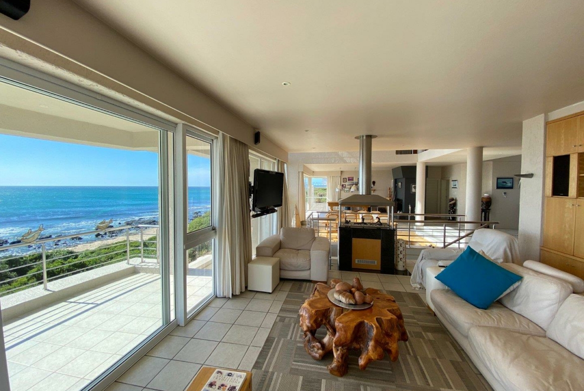 7-bedroom-surf-view-above-jeffreys-bay