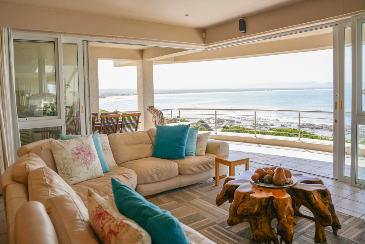 7-bedroom-surf-view-above-jeffreys-bay