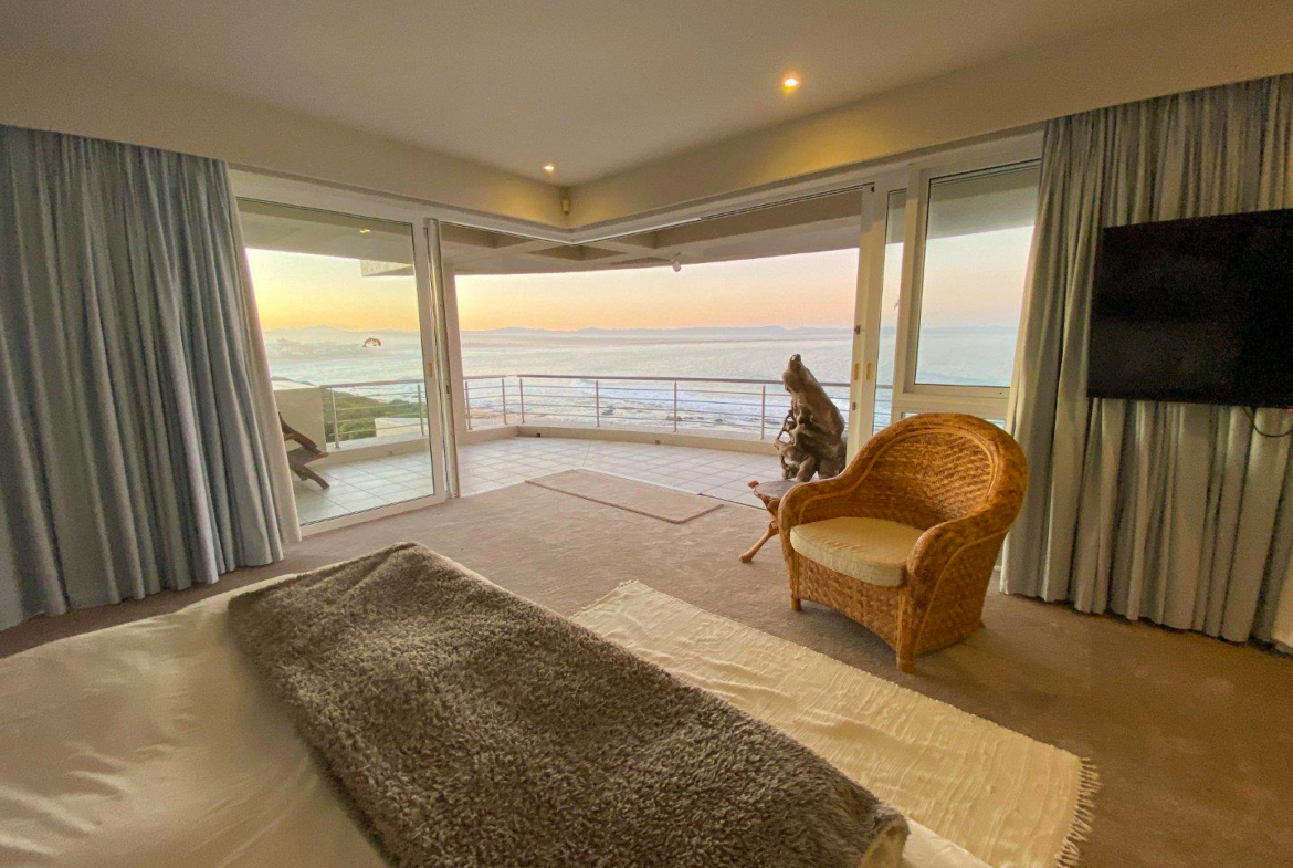 7-bedroom-surf-view-above-jeffreys-bay