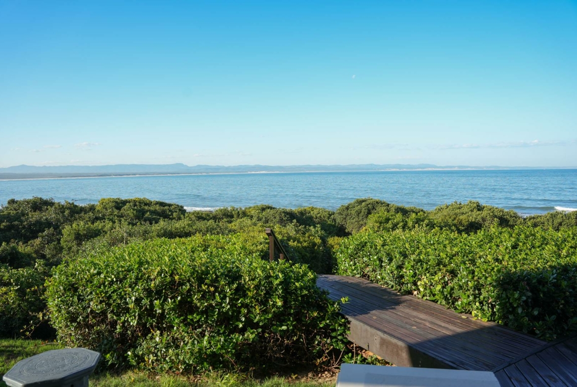 7-bedroom-surf-view-above-jeffreys-bay