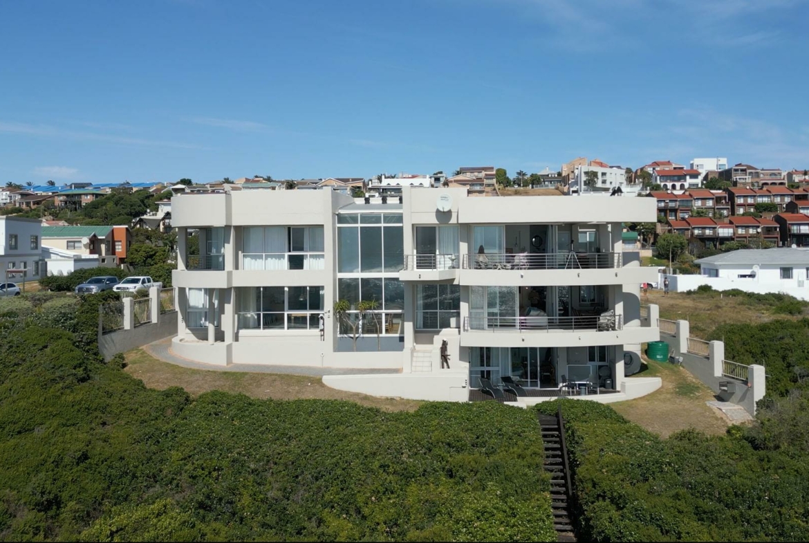 7-bedroom-surf-view-above-jeffreys-bay