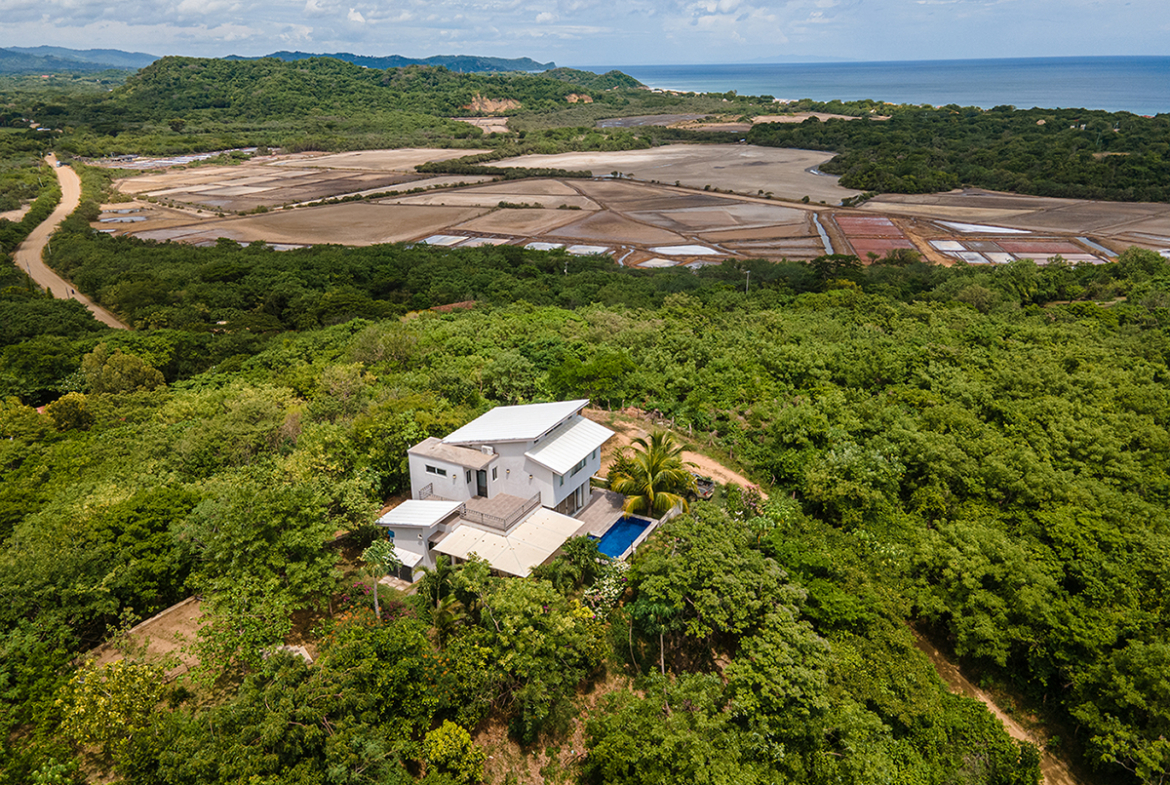 casa-loma-del-mar-ocean-view-home