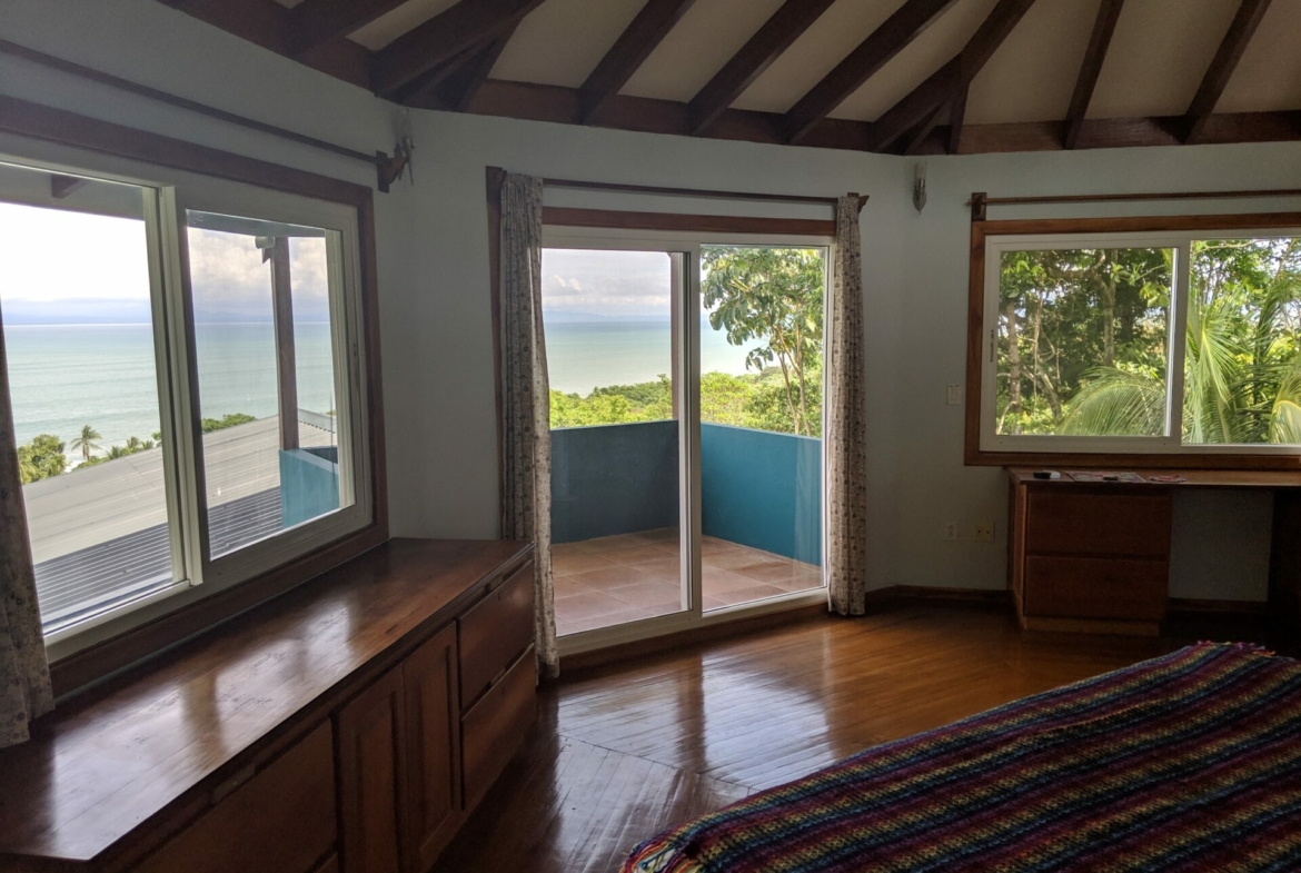 private-oceanview-villa-on-6-+-acres