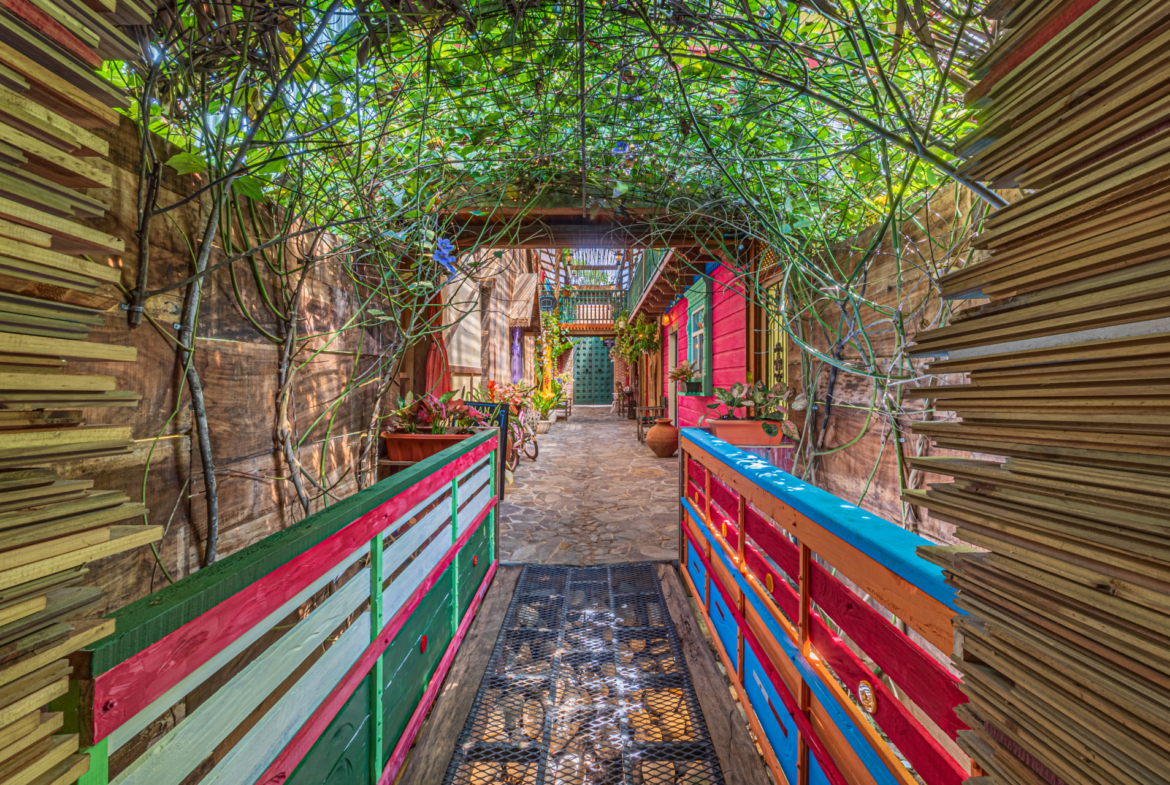 architectural-masterpiece-recording-studio-pool-guest-house