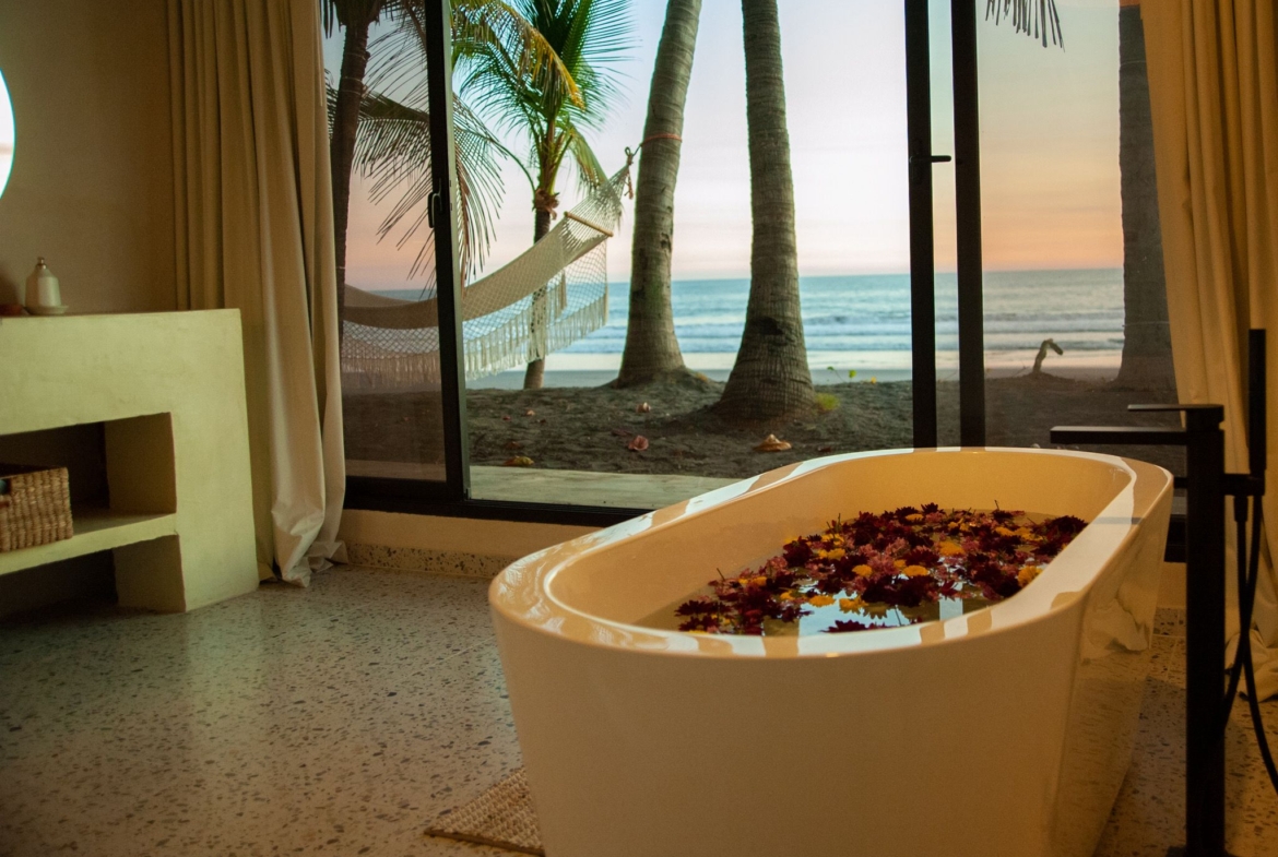 oceanfront-income-producing-villa-el-salvador