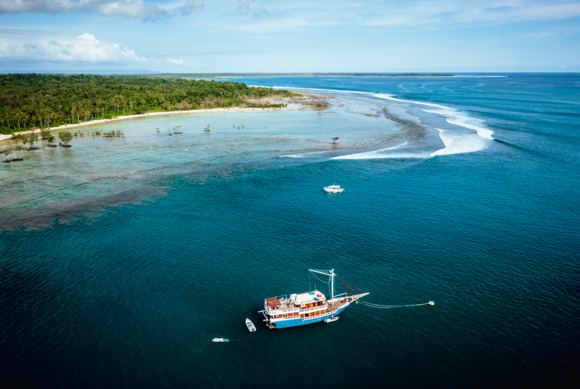 mentawai-islands-10%-ownership-share-prime-charter-boat