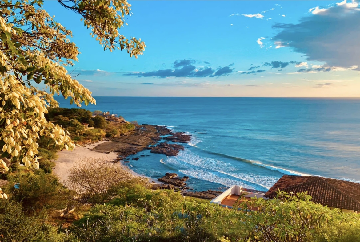 casa-ensueno-rancho-santana-surf-house