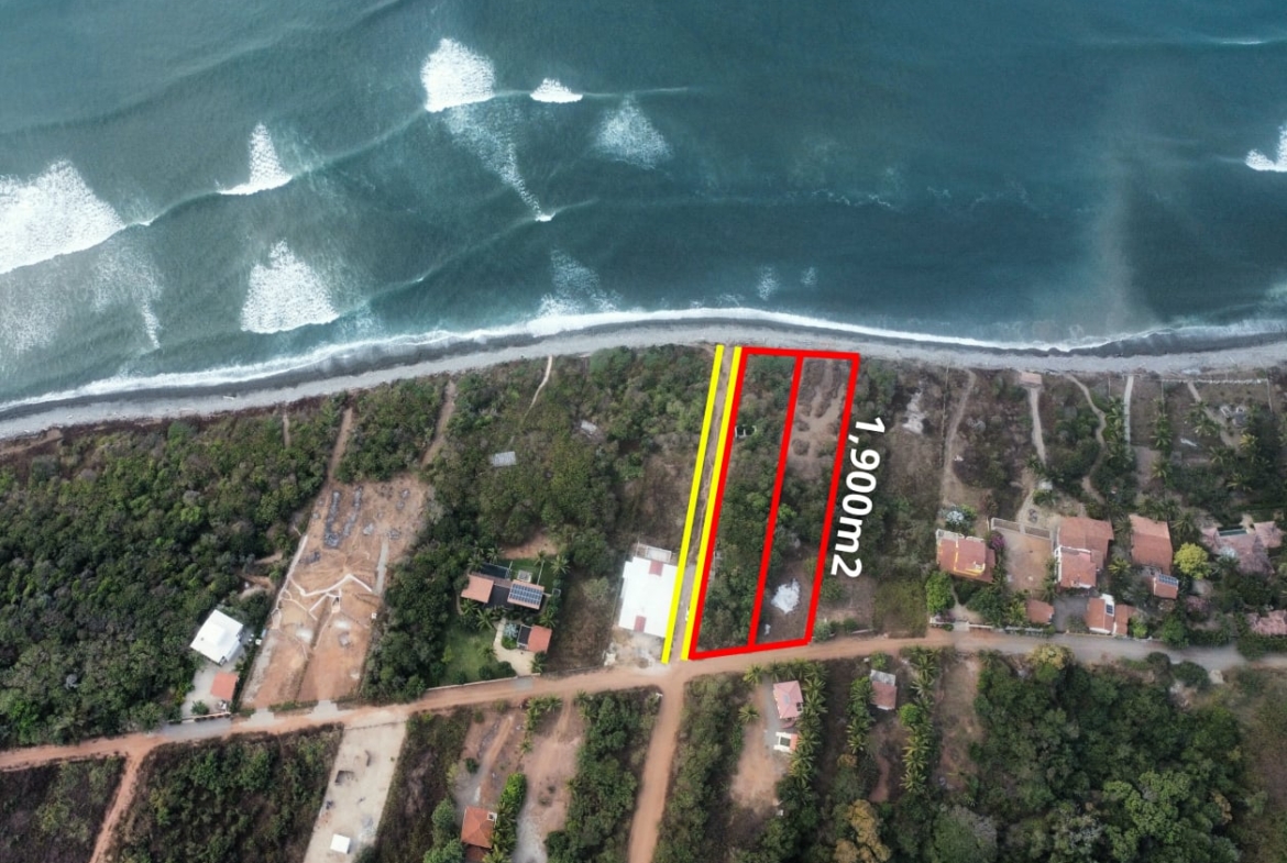 a-frames-palo-alto-beachfront-lots