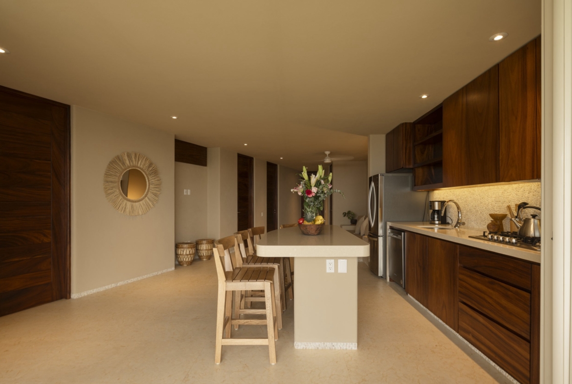 los-panchos-beachfront-for-sale