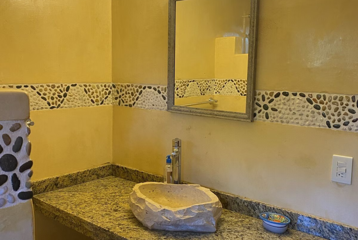 casa-cool-saladita-for-sale